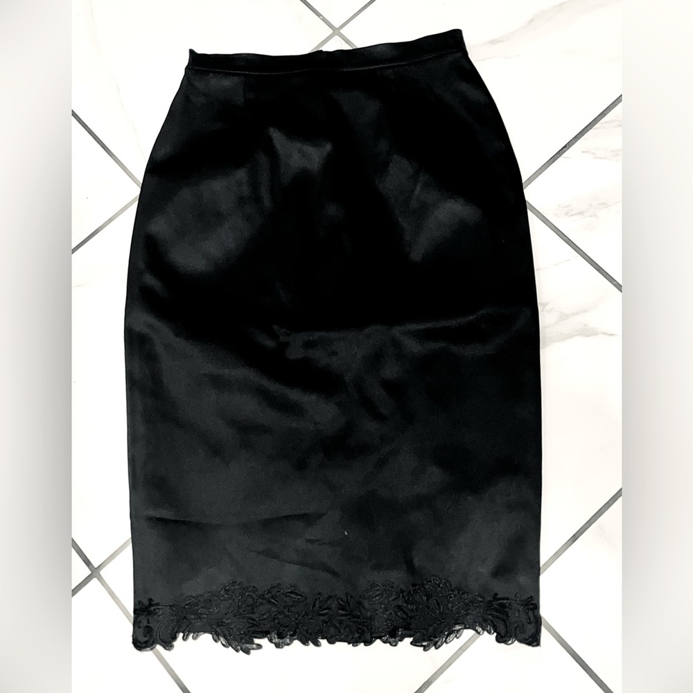 St John Evening Black Lace Trim Skirt